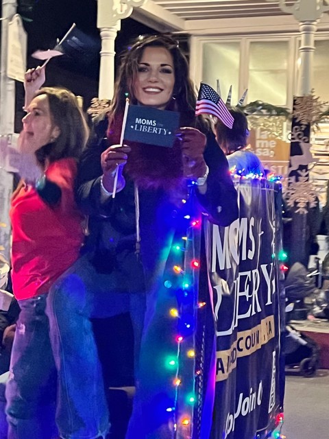 Parade of Lights 2025 (5)