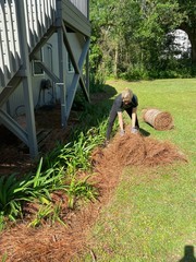 M4L Leon Chapter - Yard Work Day, Spring 2022 Photo #3