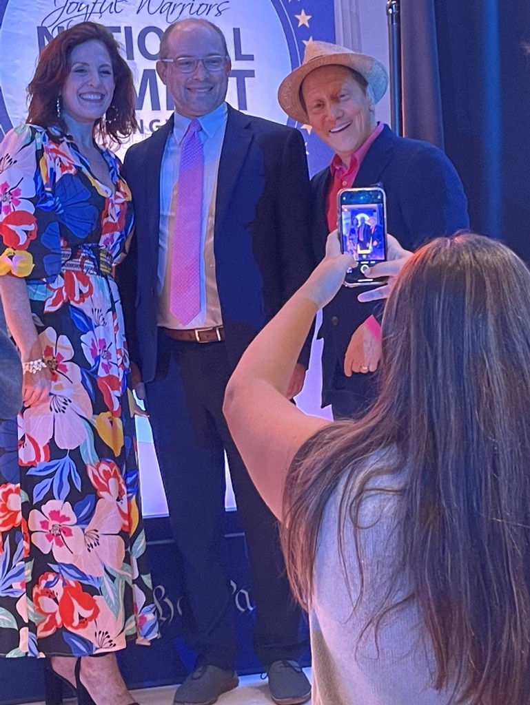 BBE511D8-CA08-40D5-B2DB-0068293441CD_1_105_c